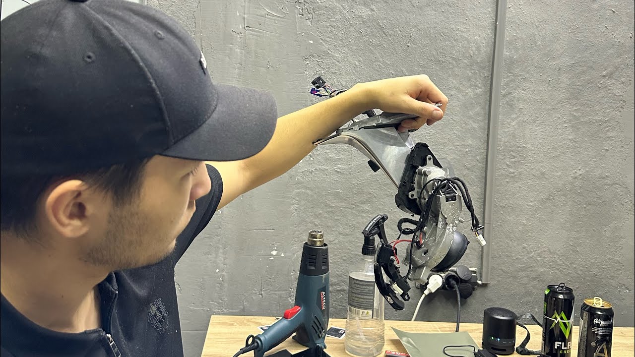 Разборка бокового зеркала ЛиЛ9 (Лисян) LI L9 - YouTube