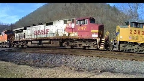 BC Rail & War Bonnet Trail on Monster NS 17M Lashup!