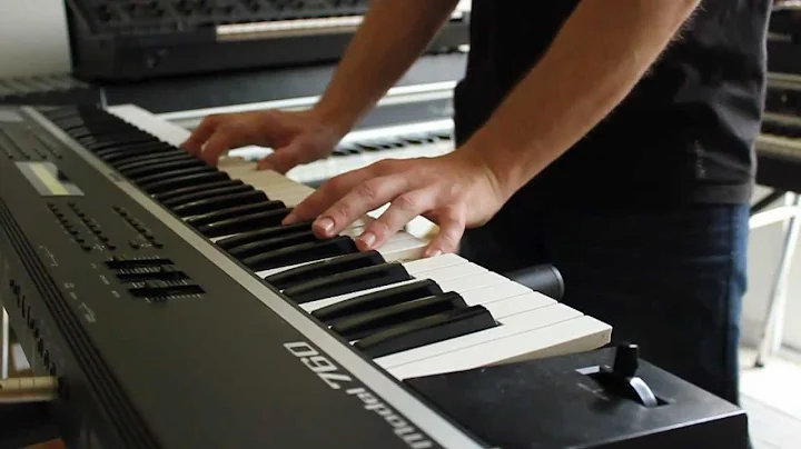 DEMO RHODES MODEL 760 SYNTHESIZER