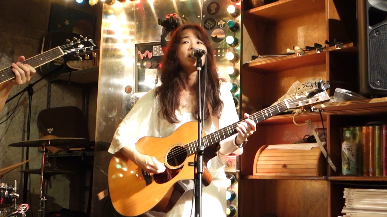 Obejrzyj 180727 아마도이자람밴드 Amado Lee Jaram Band - 귀뚜라미 Cricket w YouTube Obejrzyj 180727 아마도이자람밴드 Amado Lee Jaram Band - 귀뚜라미 Cricket w YouTube