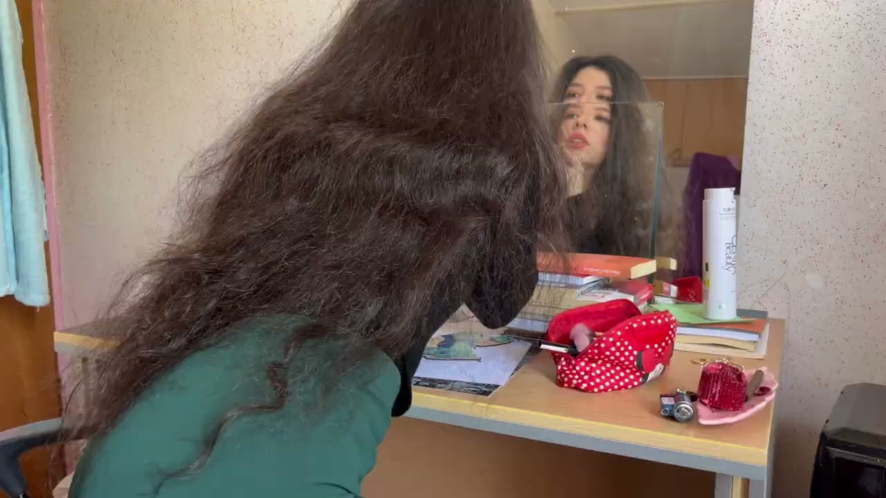 A Typical Girl Morning | Outfit Struggles & Chill After