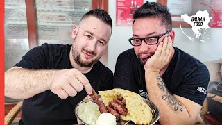 Probali smo najjeftinije ĆEVAPE na Baščaršiji! Omiljeno mjesto Sarajlija!