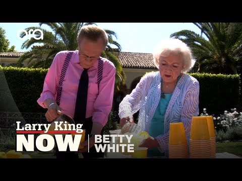 Larry King and Betty White open a lemonade stand in Beverly Hills.