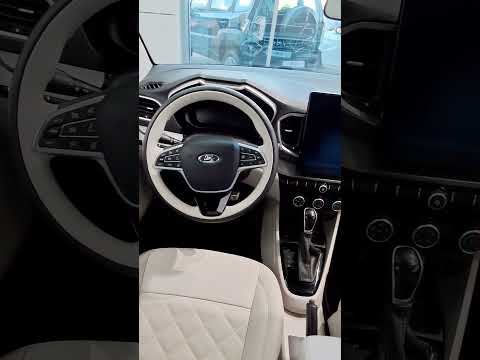 «АвтоВАЗ» выпустил машину для правительства — LADA Aura. Из нового в автомобиле только двери