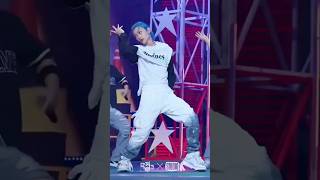 Я новый альбом уже раз 5 переслушала #skz #straykids#leefelix#fancam#5star#skzfelix