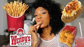 Kellie Sweet Does A Mukbang