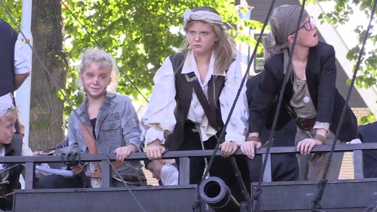 Allegorische optocht Sint Nicolaasga 2022