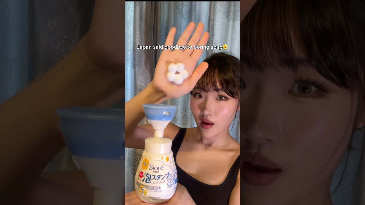 Japan said bye to boring soap😆 This foam pump creates a perfect flower-shaped puff😳