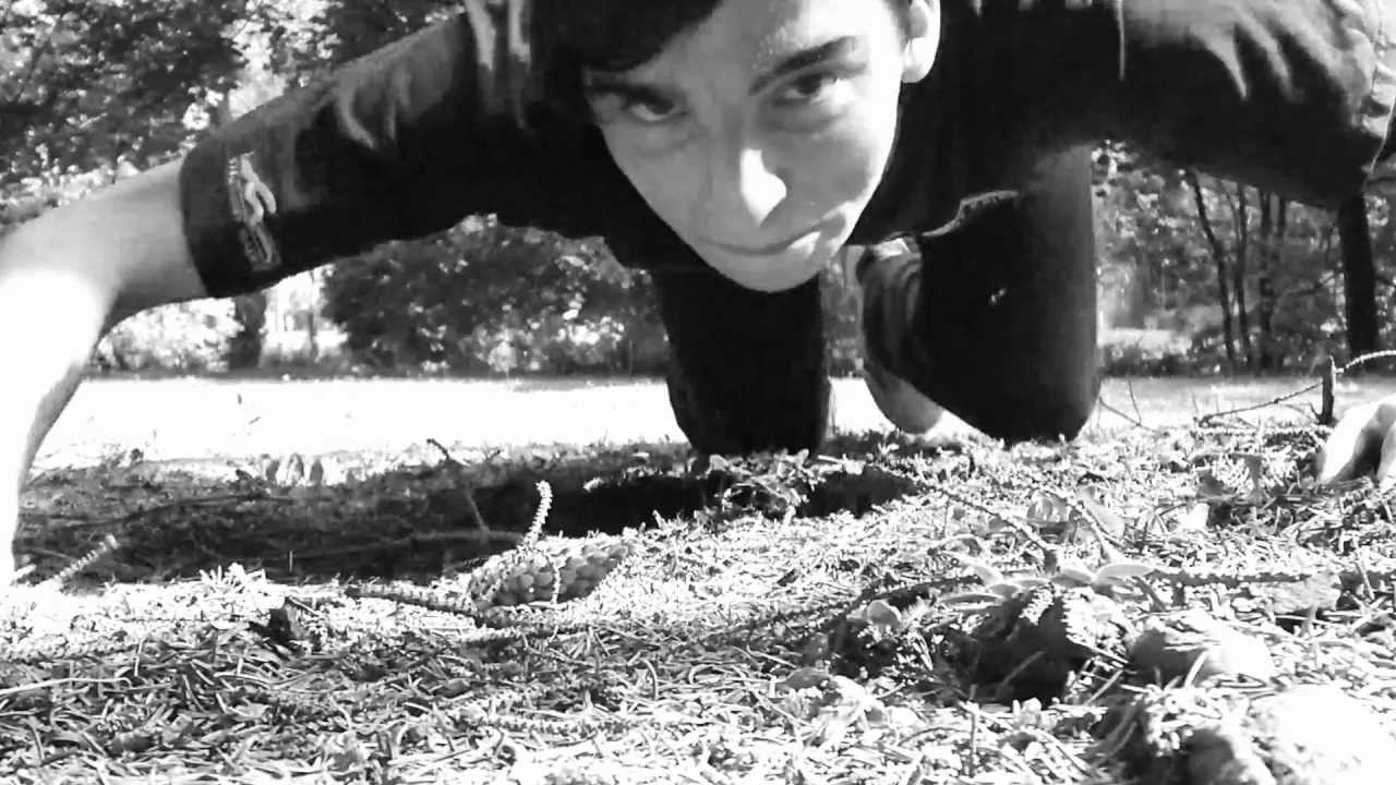 Jumping eMPii feat. Fliggmode