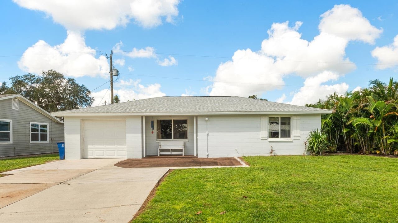 15055 Buckeye Dr, Fort Myers, FL