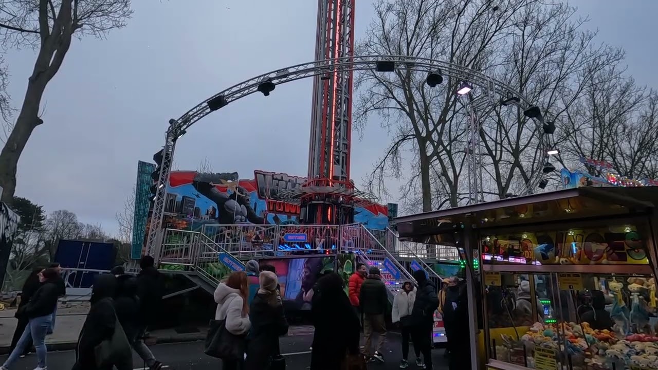 Mega King Tower (Degousée (Fr)) - Foire aux manèges de Dunkerque 2025 OFFRIDE