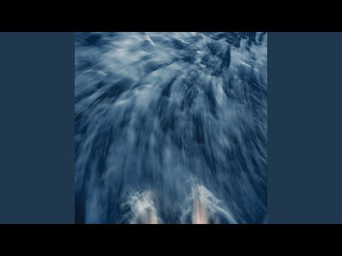 Putar Hollow - S. Carey