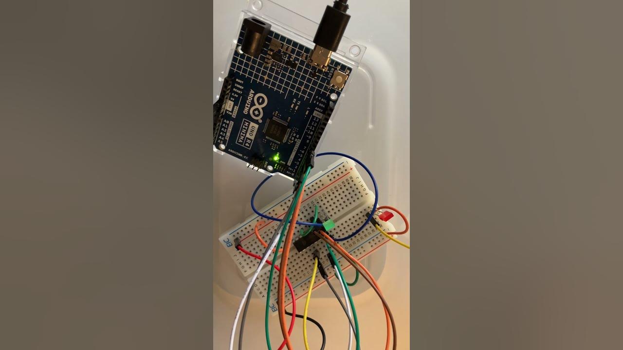 Using-a-multiplexer-CD4051BE-with-Arduino-Uno-R4 - YouTube image.