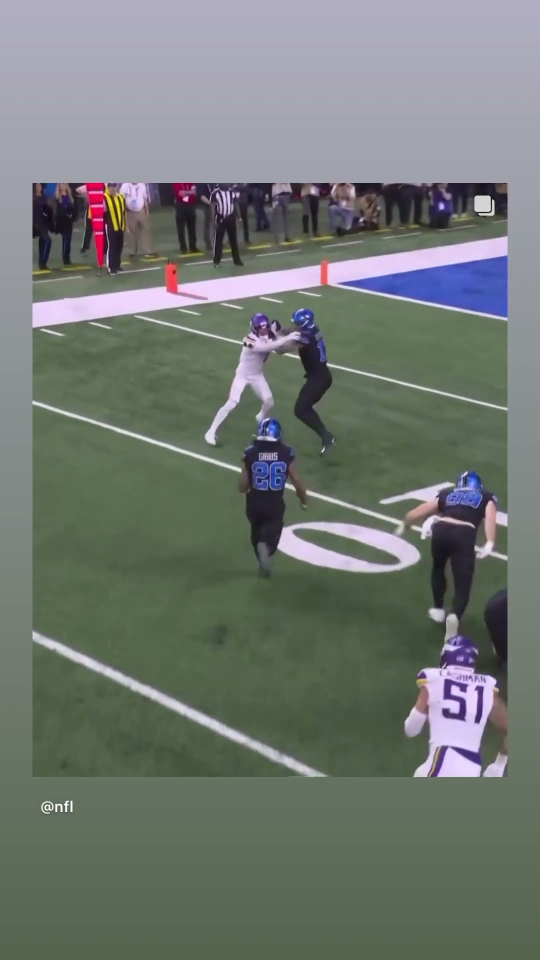 Not much you can do #hoodnews #jahmyrgibbs #detroitlions #vikings #run #shortvideo #howto #omg #how