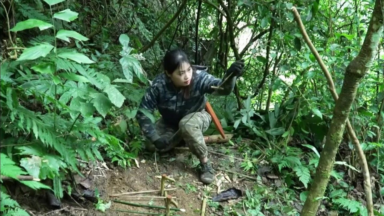 Alone in the Jungle 🌲 | A Brave Girl’s Survival Camp