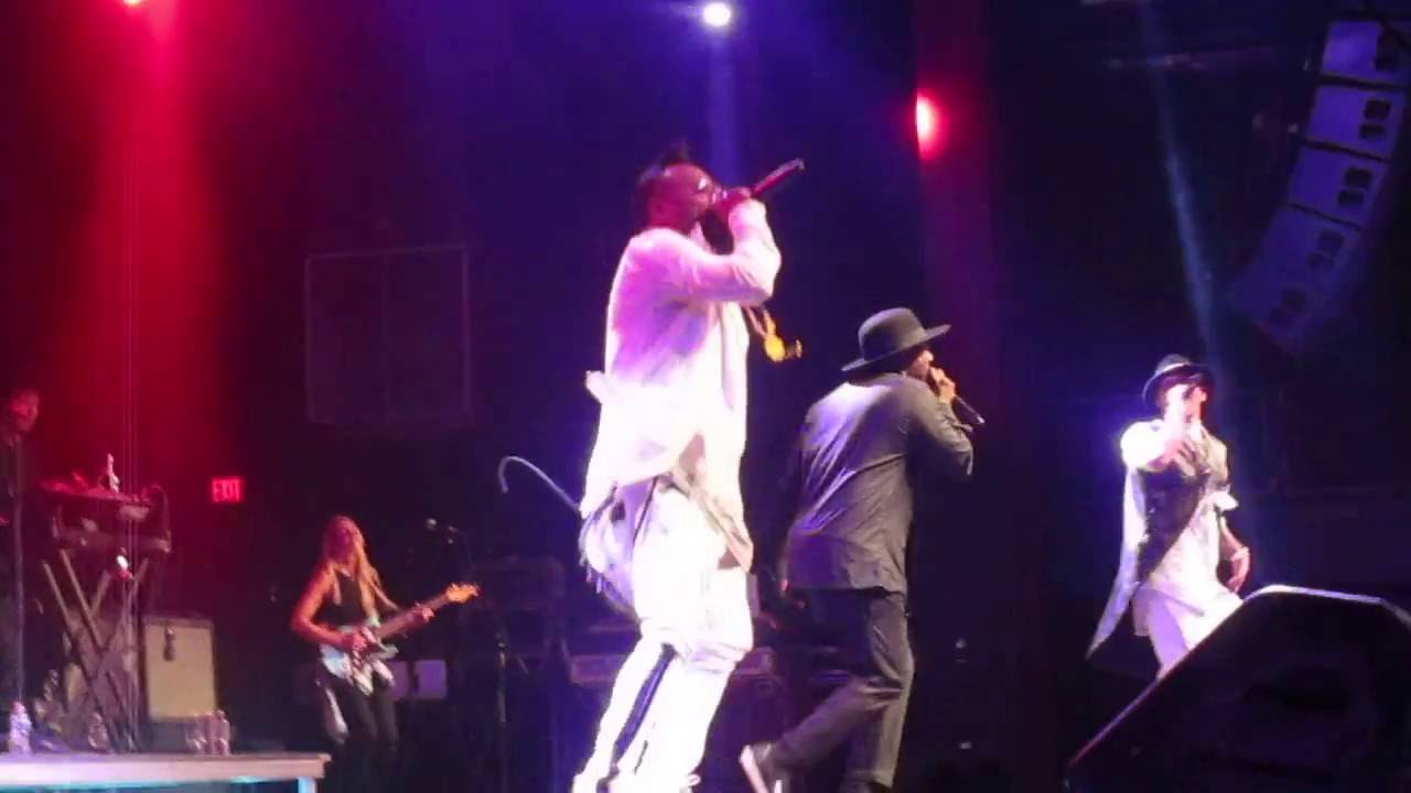 Black Eyed Peas "I Gotta Feeling" Live at The DNC YouTube