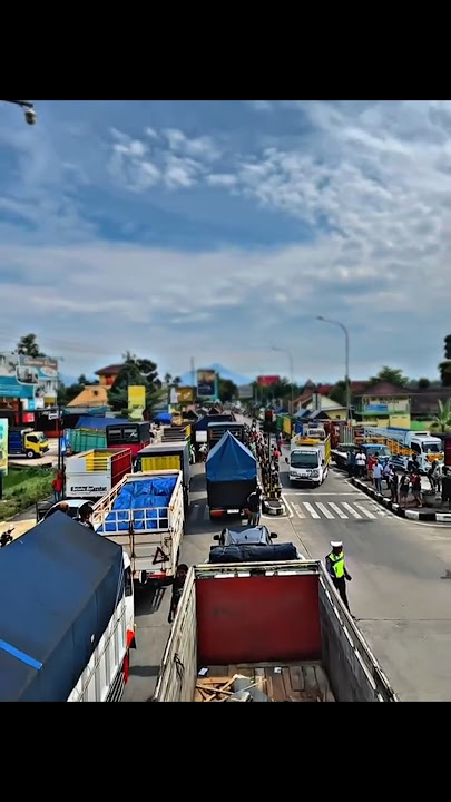 Ketika Sopir Truk pada demo