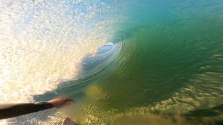 SURFER UN SHOREBREAK VIOLENT À HOSSEGOR : j’ai pris cher 🤕 (vlog surf)