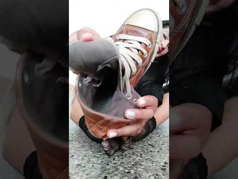 My favorite shoes. Live streaming!