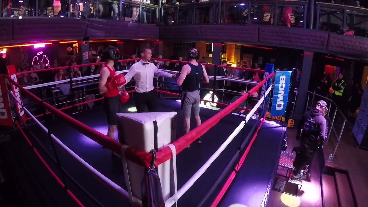 Shrewsbury | Ultra White Collar Boxing | Lucas VS DC