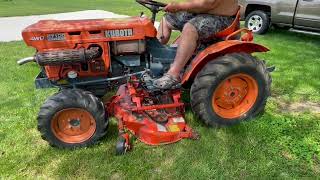 Kubota B7100 Diesel Lawn Tractor w/ Mower Deck