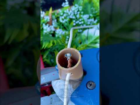 O jeito profissional de isolar fio usando cano de PVC ⚡🔧#eletrica #fios #pvc #diy #truque