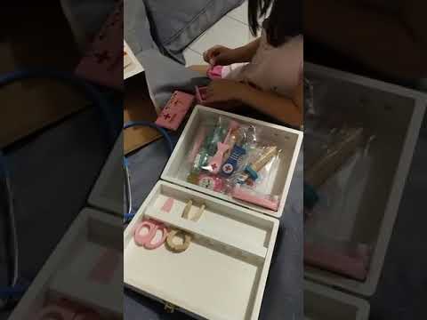 Wooden doctor set