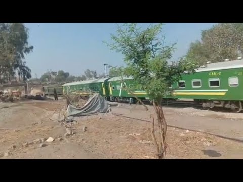 Baba Rohri Rehman Baba down crossing from Rohri city - YouTube