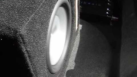 Acoustic Elegance AV12-X - Drive slow - Kanye West