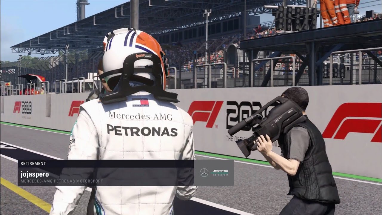 When you race against noobs in F1 2018 online