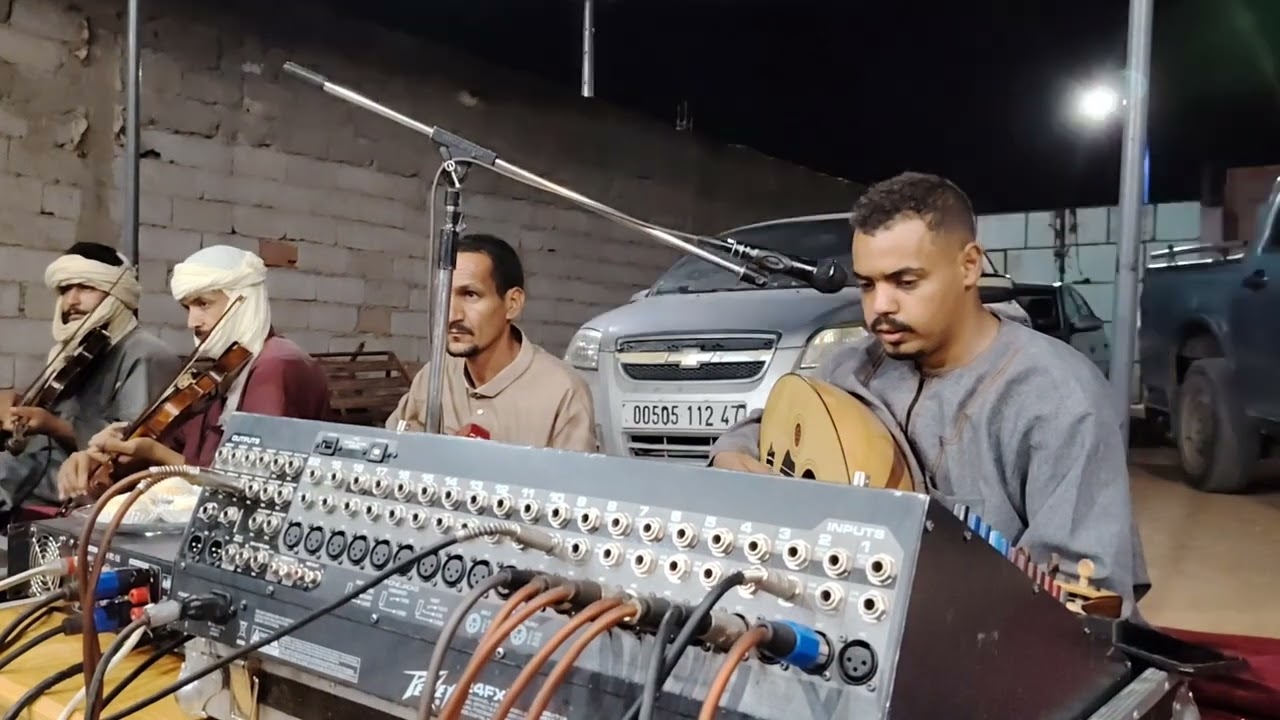 أغنية اسمع حياتي + الأمني نسيت الهم ساعه من أداء الفنان بوجمعه بوسنة