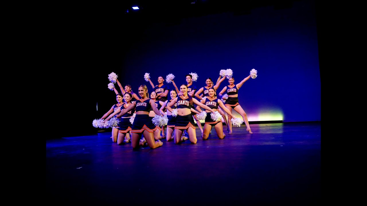 COS Dance Team Fabulous Pom Dance// College of the Sequoias Dance YouTube