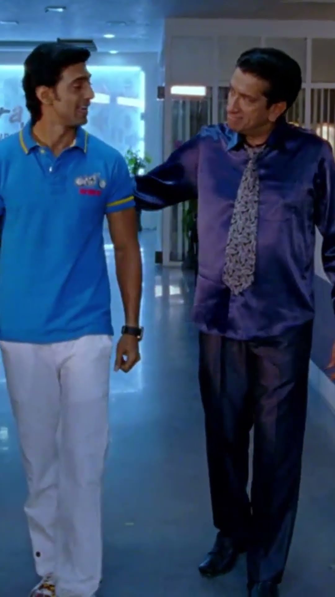 একটু life-টাকে কাছ থেকে দেখতে চাও #romeo #dev #subhashree #bengalishorts #bengalimoviescene