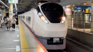 E657系ｶﾂK3編成が特急ときわ84号として日暮里駅3番線を通過するシーン（84M）2022.12.21