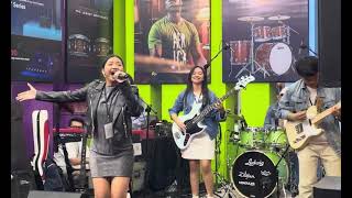 Luna & Stellar - I Wish (Stevie Wonder Cover) (Java Jazz 2025) @itsstellarmusic