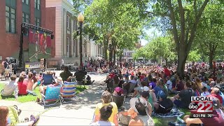 Hundreds turn out for watch party in City Hall Park