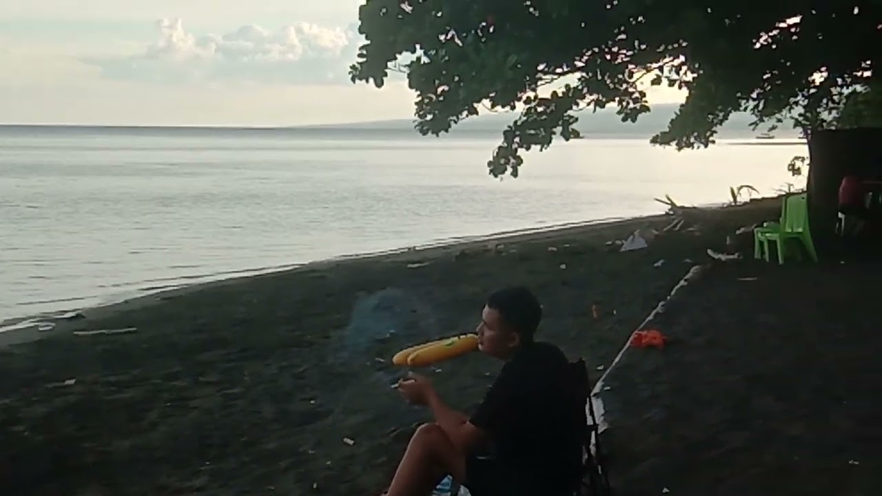 Pantai Tanjung merah kota Bitung 