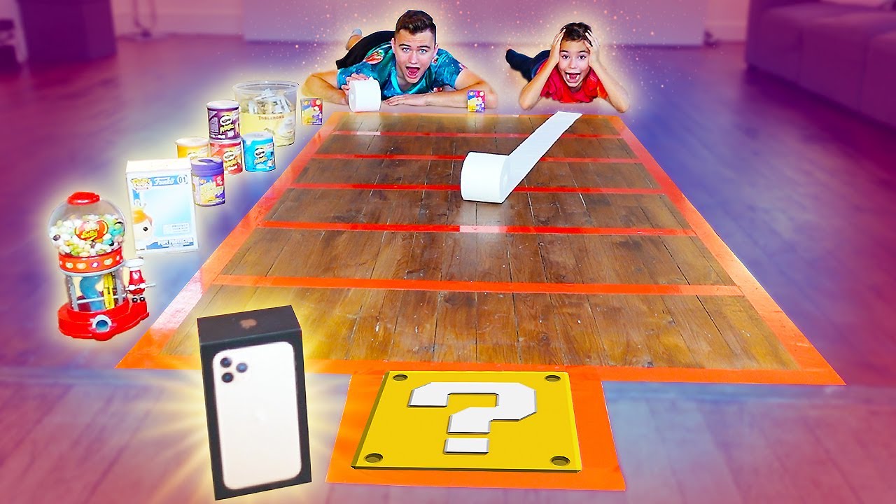 Toilet Paper Can Roll Challenge ! (faire rouler le rouleau de PQ pour gagner l'iPhone)