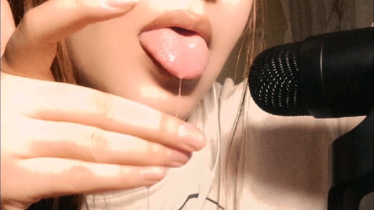 ASMR Painting With Spit | Relaxing Visual & Mouth Sounds