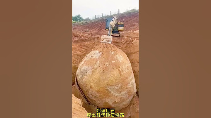 Handling the boulder excavator, engineering machinery, live shots, time to show real technology,