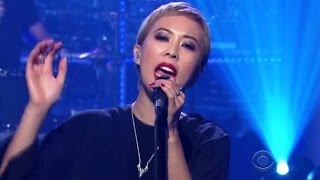 [HD] The Naked And Famous - "Hearts Like Ours" 9/30/13 Craig Ferguson