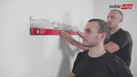 Mounting the Three Phase Inverter with Synergy Technology, up to 120kW