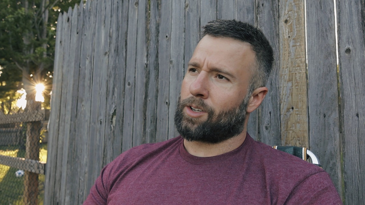 Why Eye Contact is the Most POWERFUL Turn On - but most men can't do it