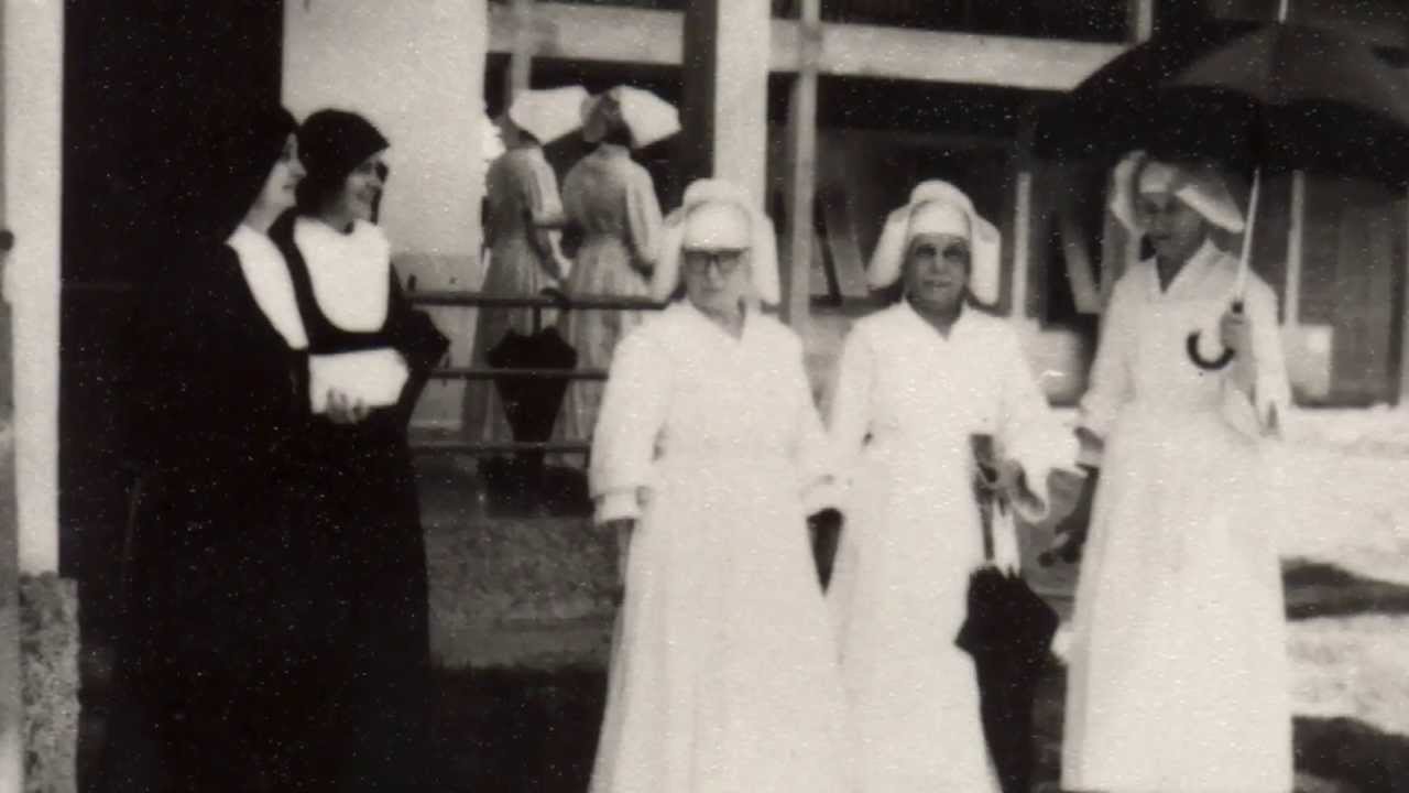 ก้าวเข้าสู่ 75 ปี นารีวุฒิ