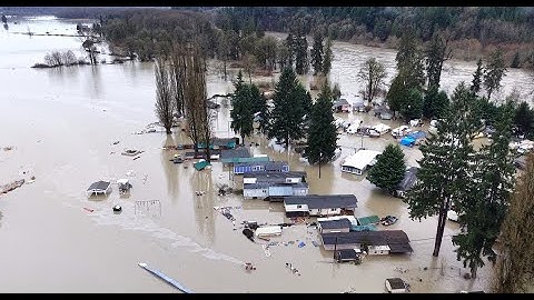 12-11-2025 Snohomish, WA - Record Major Flooding - Drone Footage - Major Log Jam