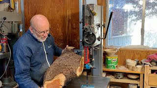 Richard Raffan converts a highly figured juniper crotch to blanks