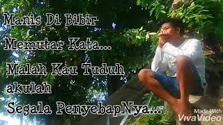 story wa Manis dibibir memutar kata - mencari alasan