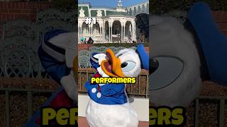 THREE STRICT RULES DISNEY CAST MEMBERS MUST FOLLOW ⁉️ #disney #disneyland #shorts