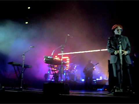 Massive Attack Live LUX OCT 2009