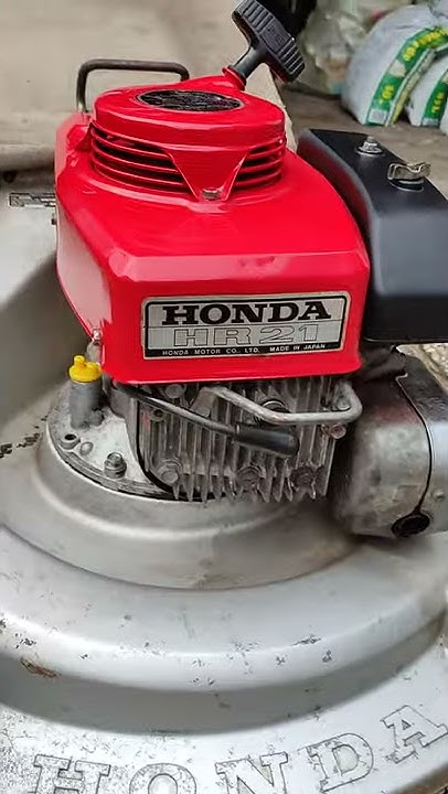 Honda HR21 150 nach Vergaser Reinigung Rasenmäher 42 Jahre alt. Honda